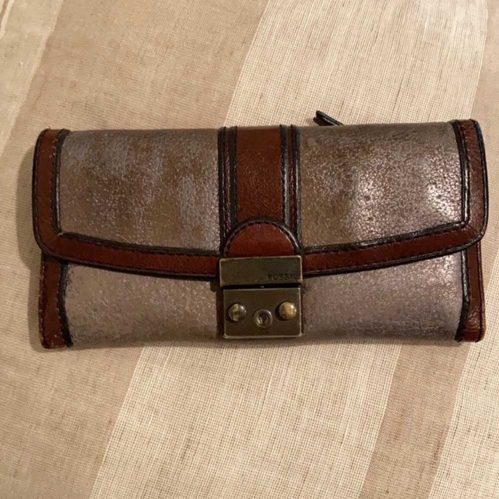 FOSSIL Leather WALLET